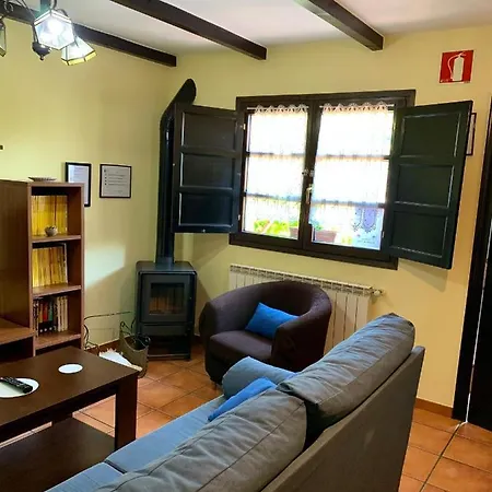 Mayorazgo De Altamira Marias Santillana del Mar