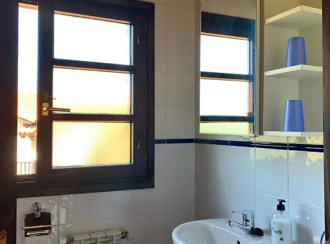 Mayorazgo De Altamira Marias Santillana del Mar