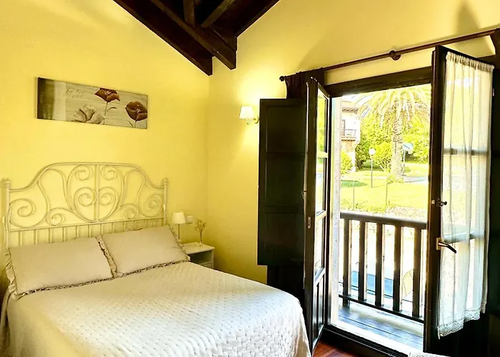 Mayorazgo De Altamira Marias Santillana del Mar